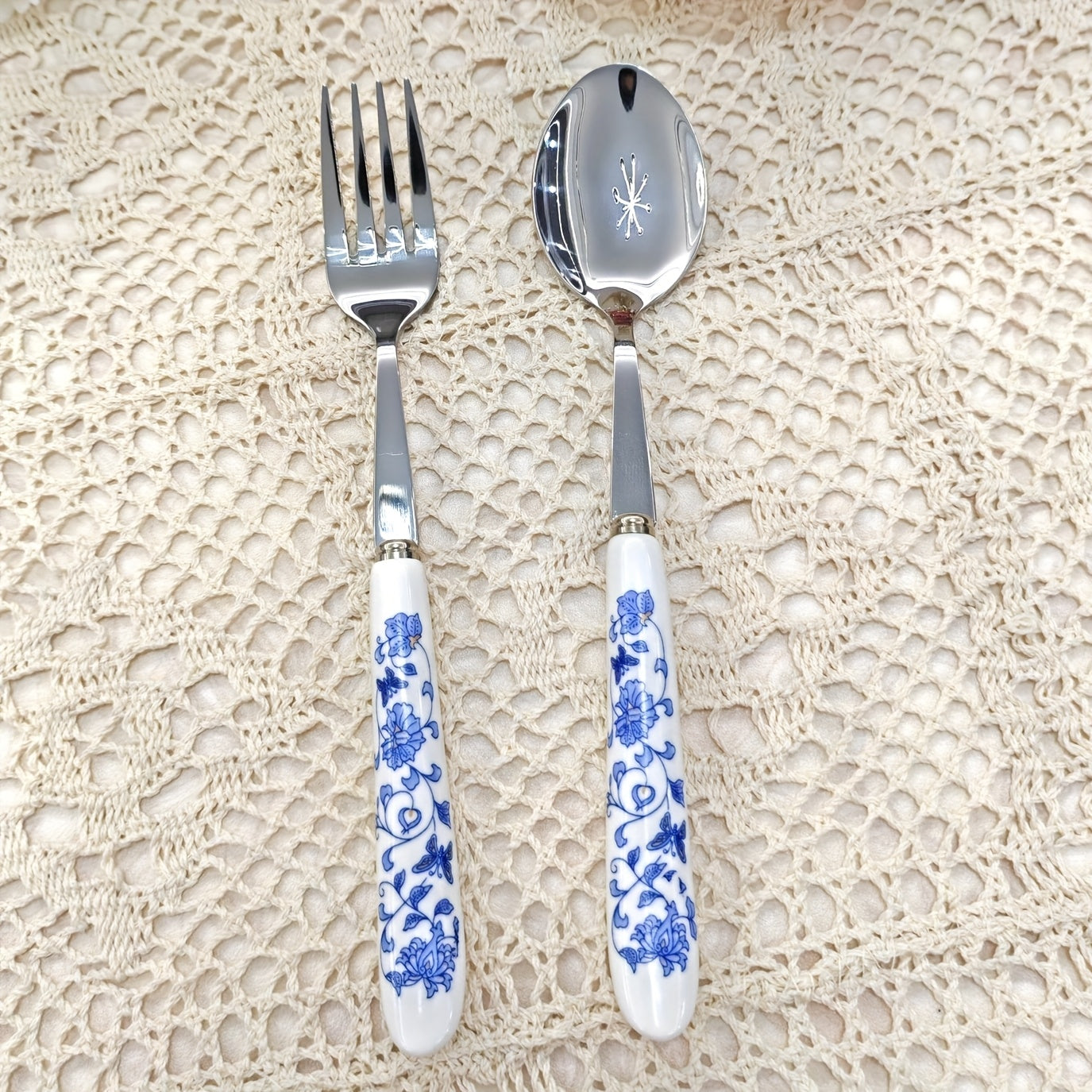 2/12pcs Blue And White Porcelain Handle Silverware Stainless Steel Tableware, Unique And Elegant Forks And Spoons, Beautiful Old-Fashioned Porcelain, Suitable for Restaurants, Kitchens, Daily Dining, Gatherings, And Holiday G