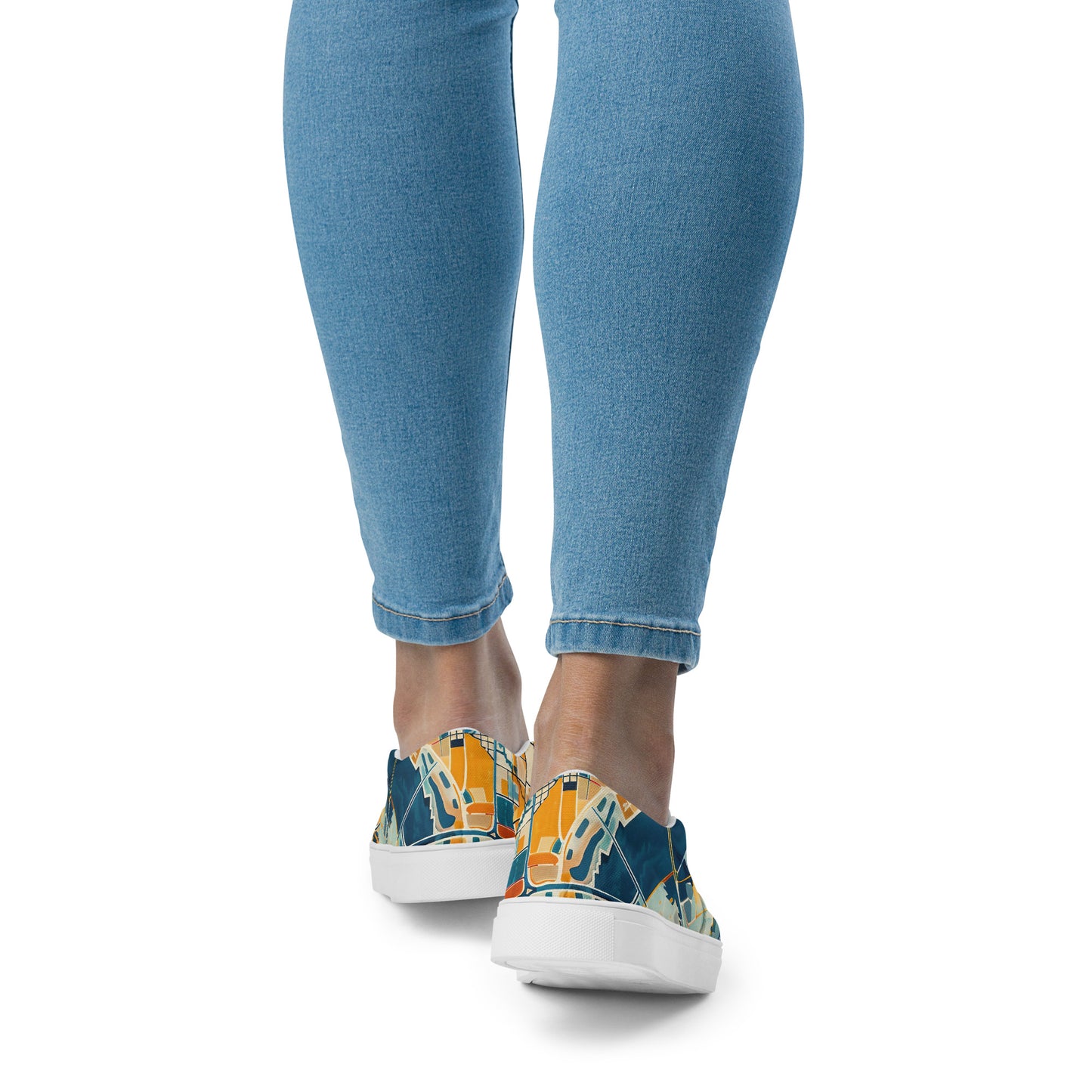 Women’s slip-on canvas shoes