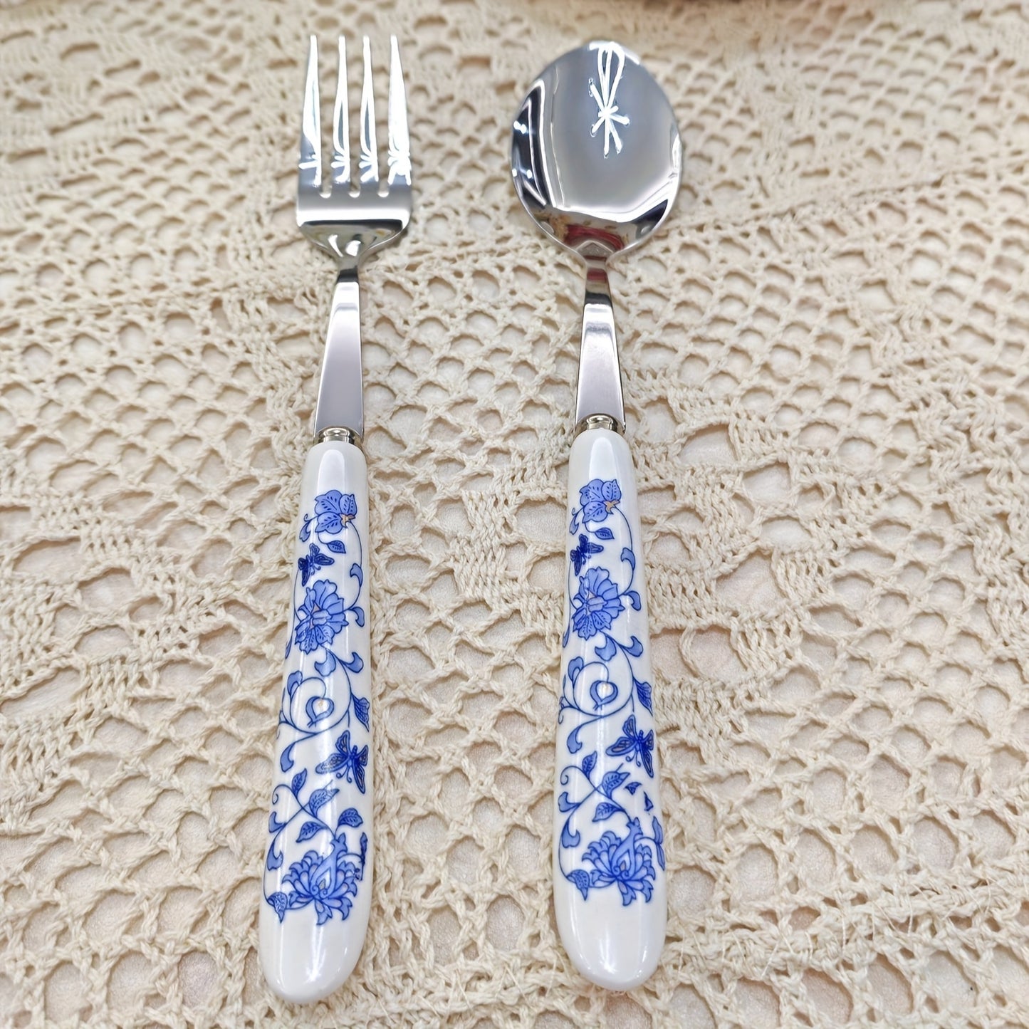 2/12pcs Blue And White Porcelain Handle Silverware Stainless Steel Tableware, Unique And Elegant Forks And Spoons, Beautiful Old-Fashioned Porcelain, Suitable for Restaurants, Kitchens, Daily Dining, Gatherings, And Holiday G