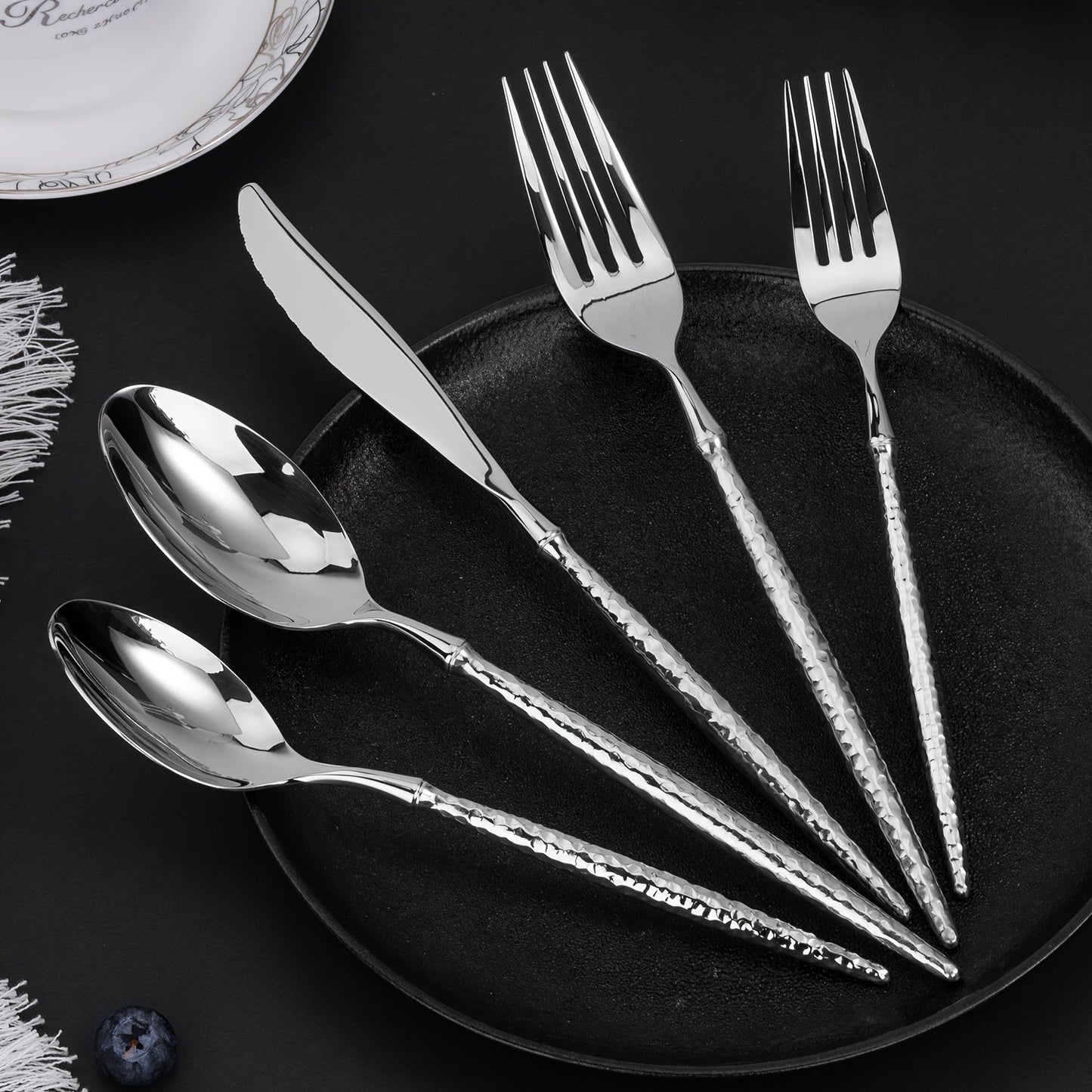 20pcs Silvery Stainless Steel Flatware Set with Hammered Handles, 4/6-Person Service, Includes Knives, Forks And Spoons, Mirror Polished, Dishwasher Safe, Ideal for Family Gatherings