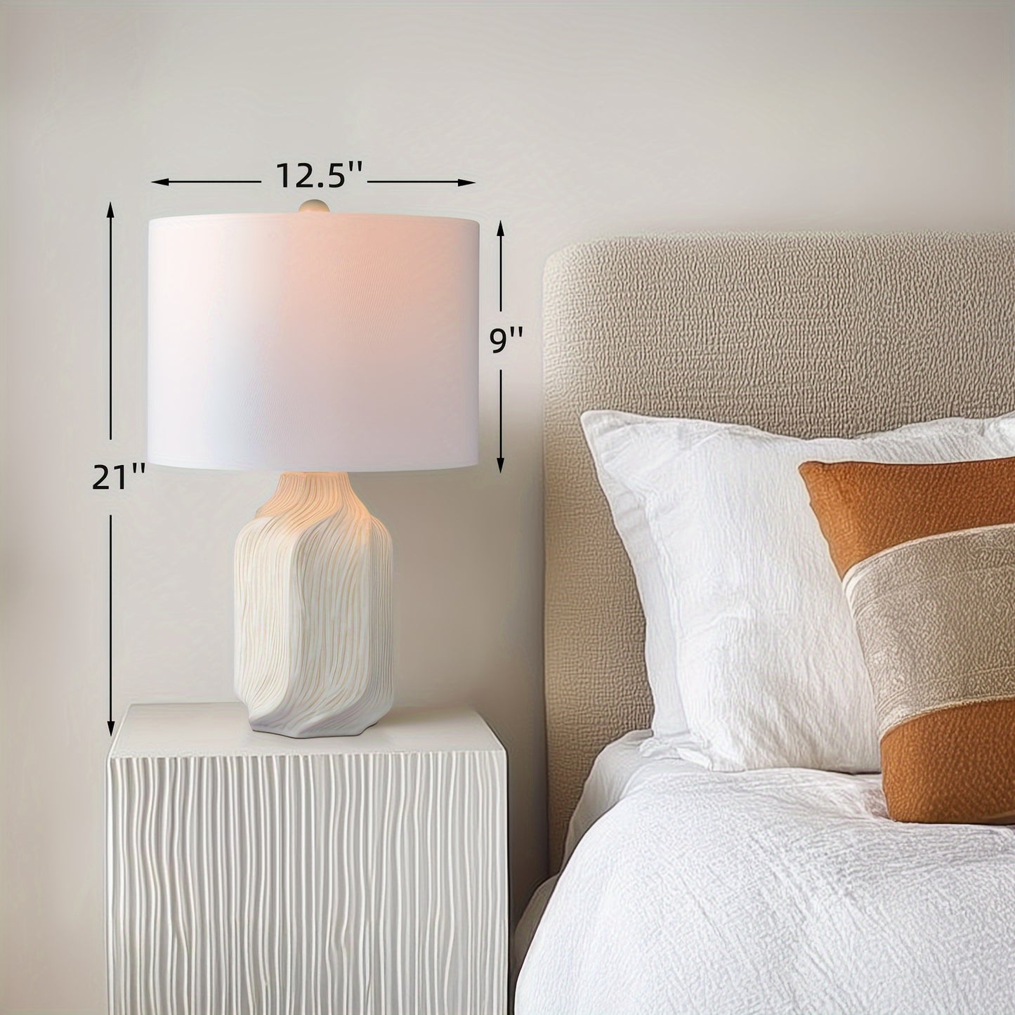 21'' Etched Ceramic Table Lamp with Shade, Gloss White Glaze Contrast Earthy Tones, Handcrafted Accent Lamps for Living Room End Tables, Bedroom Bedside, Dining Room, Kitchen, Entryway (Bulb Not Included)