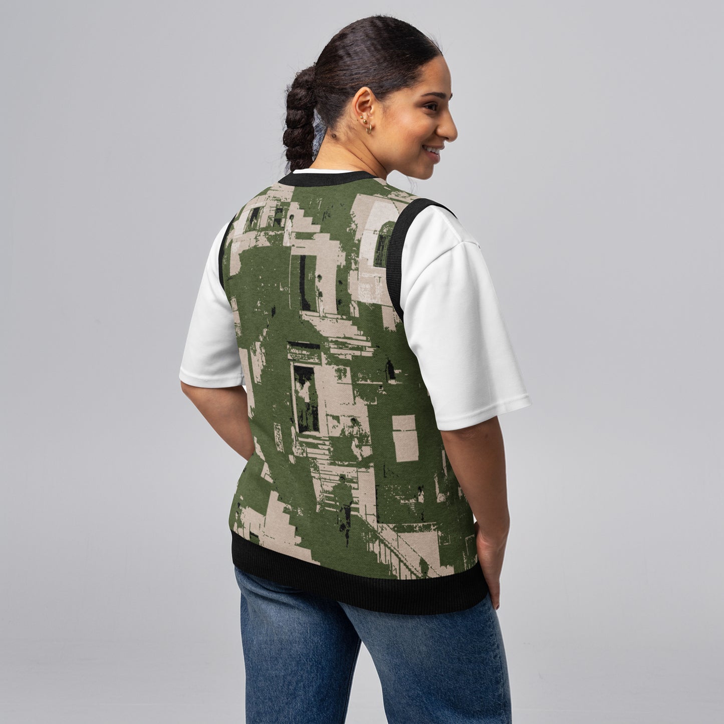 Tetrix Urban Collage – Knitted V-Neck Vest