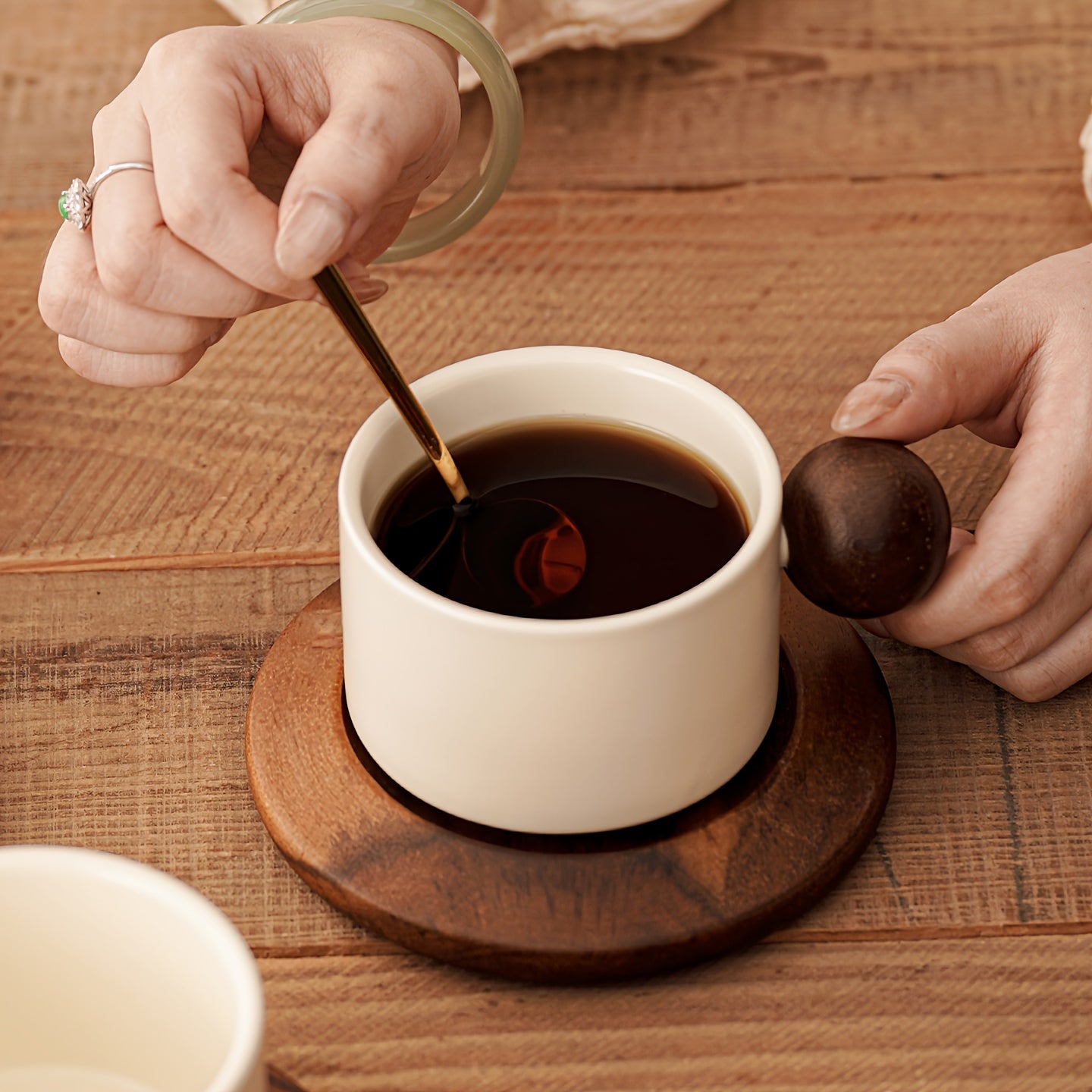 1 Set 250ml Milky White Ceramic Coffee Cup and Saucer Set/Classic Straight Design/Heat-Resistant Handmade Coffee Cup/Mug/Latte Art Cup/Suitable for Coffee Art/Tea Cup/for Home/Cafes/Gifting