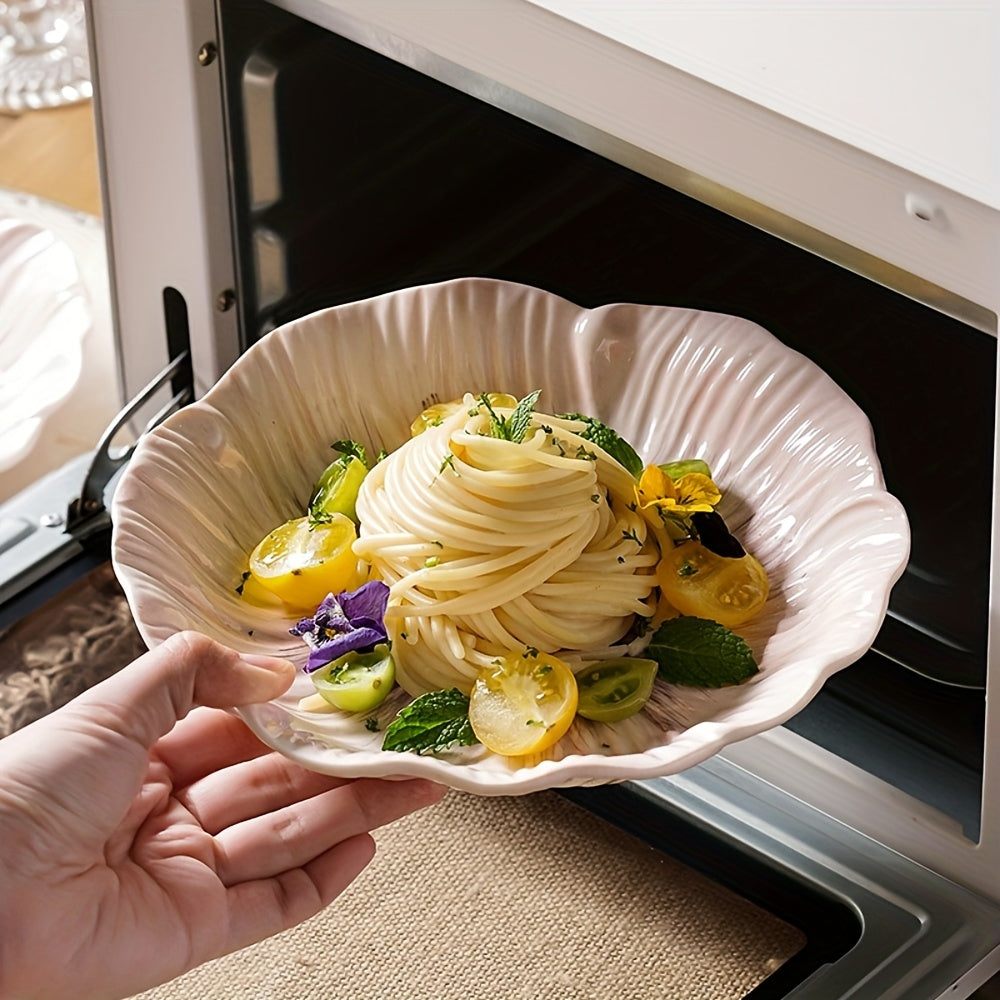 Purple Petal-Shaped Ceramic Tableware Set – Decorative Floral-Inspired Design