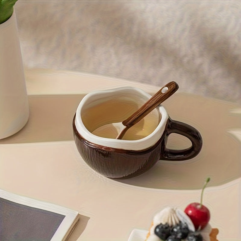 A Ceramic Coffee Mug Designed Like a Coconut Shell, Complete with a Spoon. This Novelty Tropical Mug Is Perfect for Afternoon Tea, Yogurt, And Fruit. It Is Safe for Both The Dishwasher And Microwave