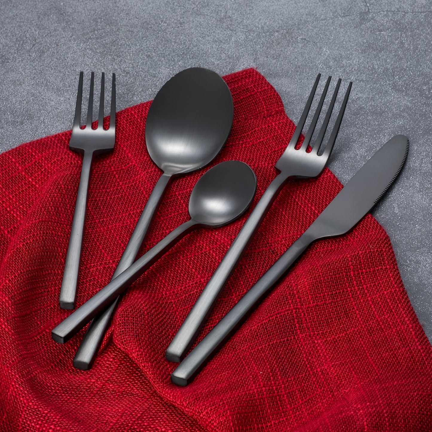 40pcs Luxury Black Matte Stainless Steel Cutlery Set, Knife Fork Spoon Western Flatware Set, Dishwasher Safe, Perfect for Home, Restaurant, Hotel, Parties & Weddings, Serves 6 People