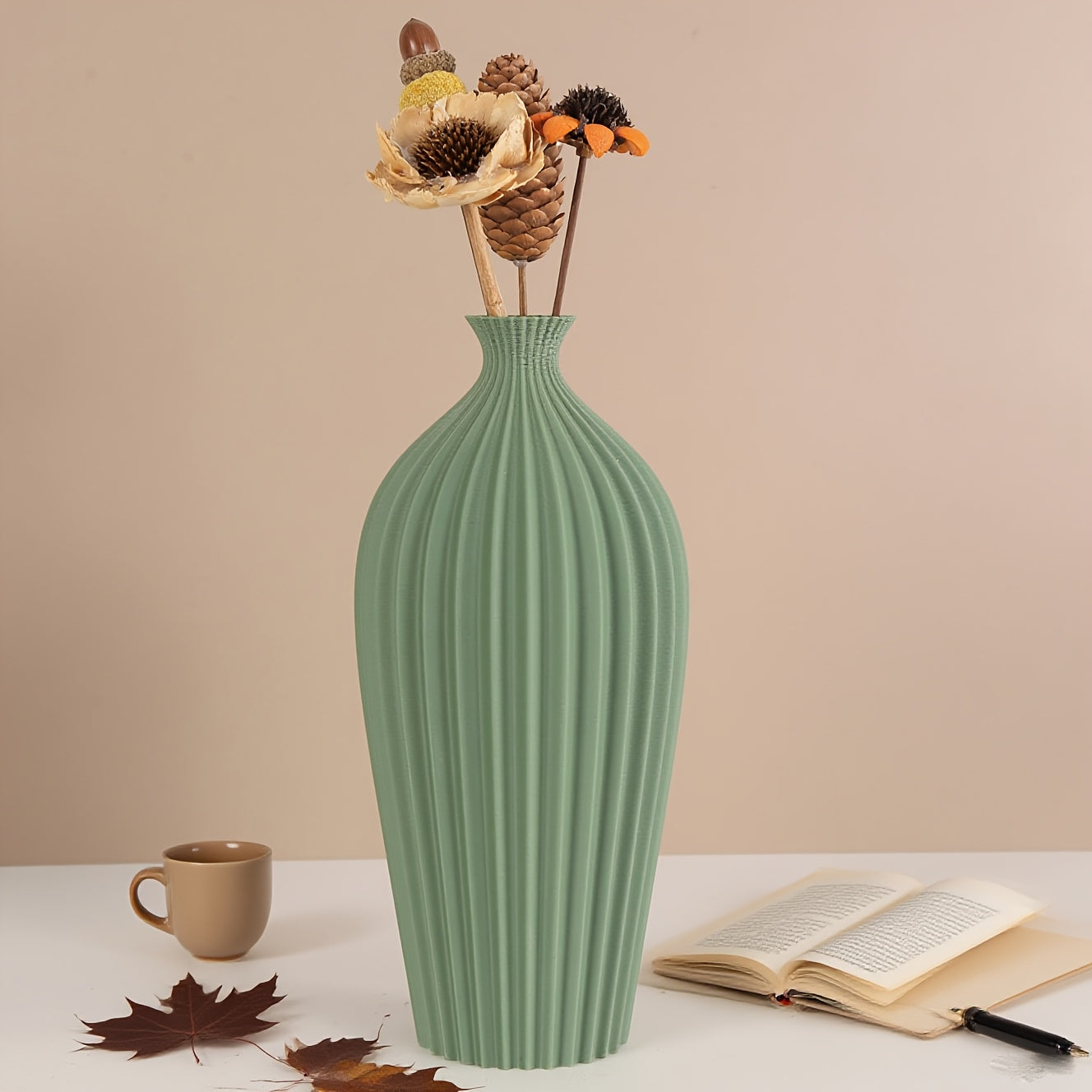 An Elegant Bohemian-Style Vase, Featuring a Creative Design, Perfect for Enhancing The Decor of a Home Office, Suitable for Both Dried And Fresh Flowers, Ideal for Tabletop Display