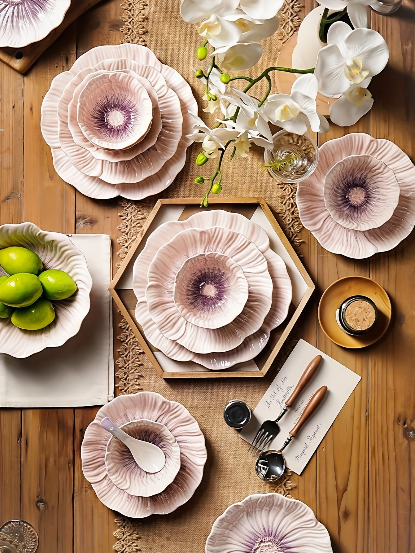 Purple Petal-Shaped Ceramic Tableware Set – Decorative Floral-Inspired Design