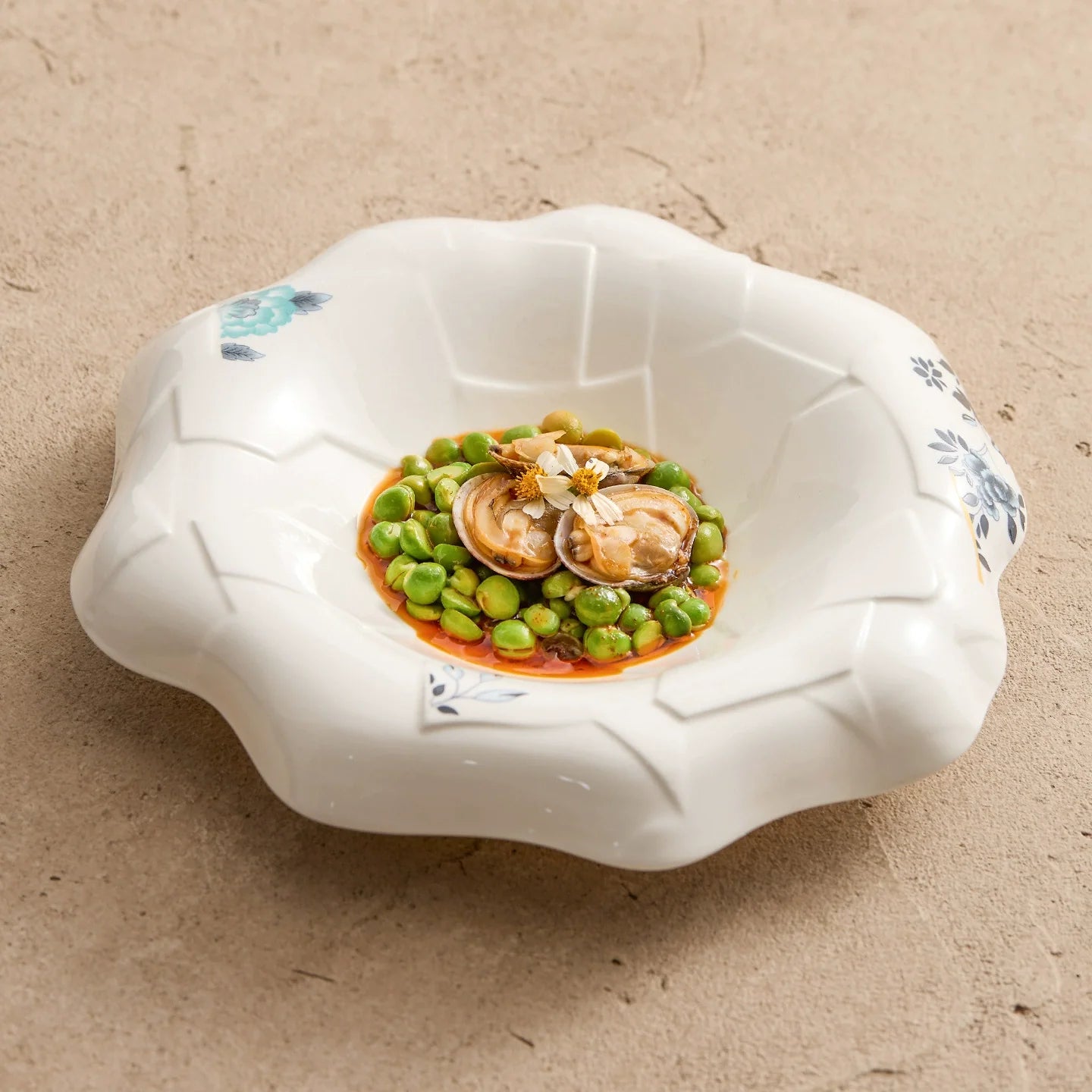 Goseung Bloomflow Porcelain Bowl - Handcrafted Cracked Texture Floral Rim Collection