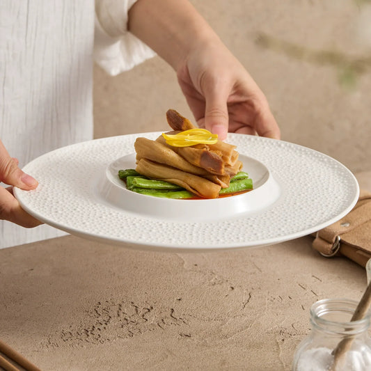 Textured Rim Porcelain Inner Coupe Dinner Plate - Modern Fine Dining.