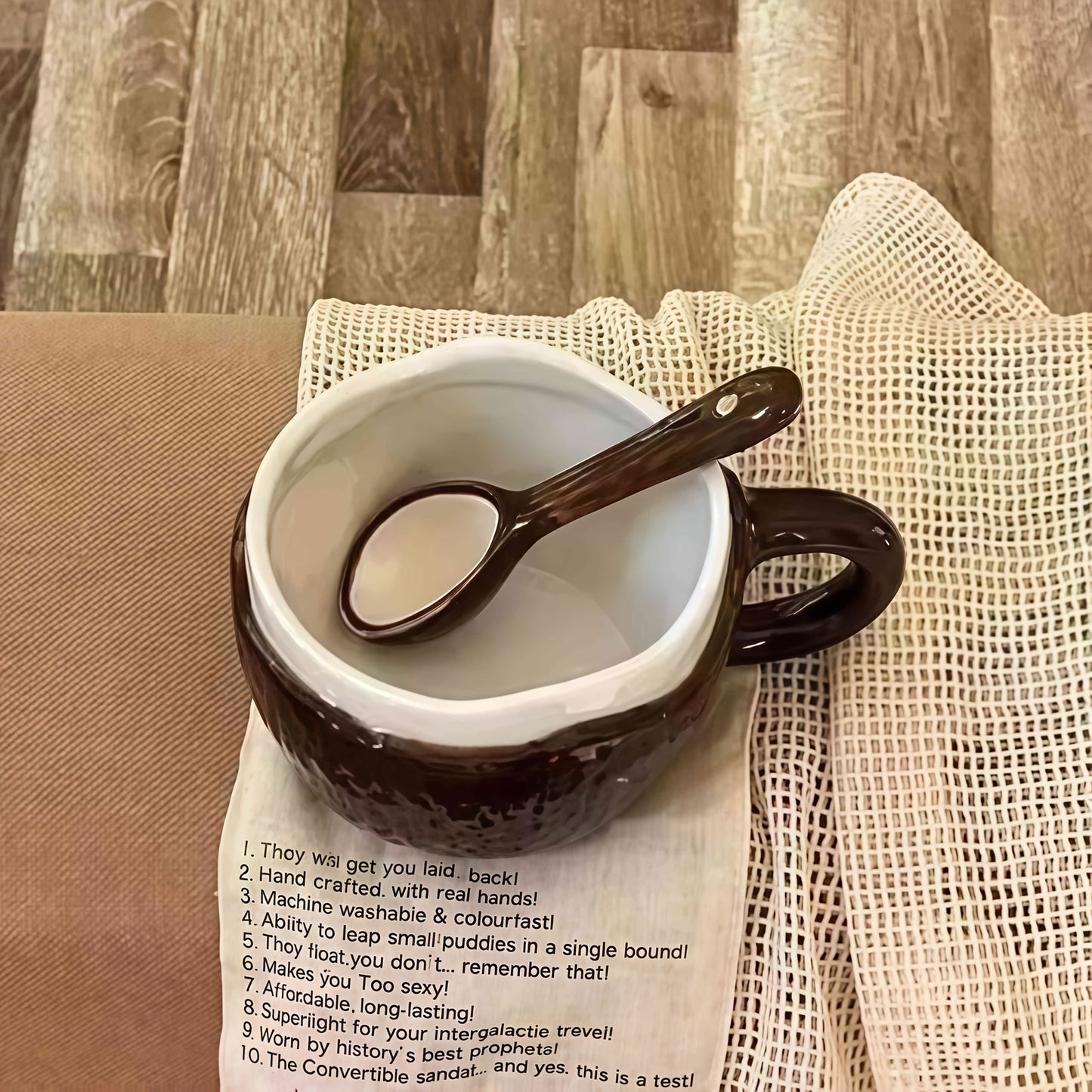 A Ceramic Coffee Mug Designed Like a Coconut Shell, Complete with a Spoon. This Novelty Tropical Mug Is Perfect for Afternoon Tea, Yogurt, And Fruit. It Is Safe for Both The Dishwasher And Microwave