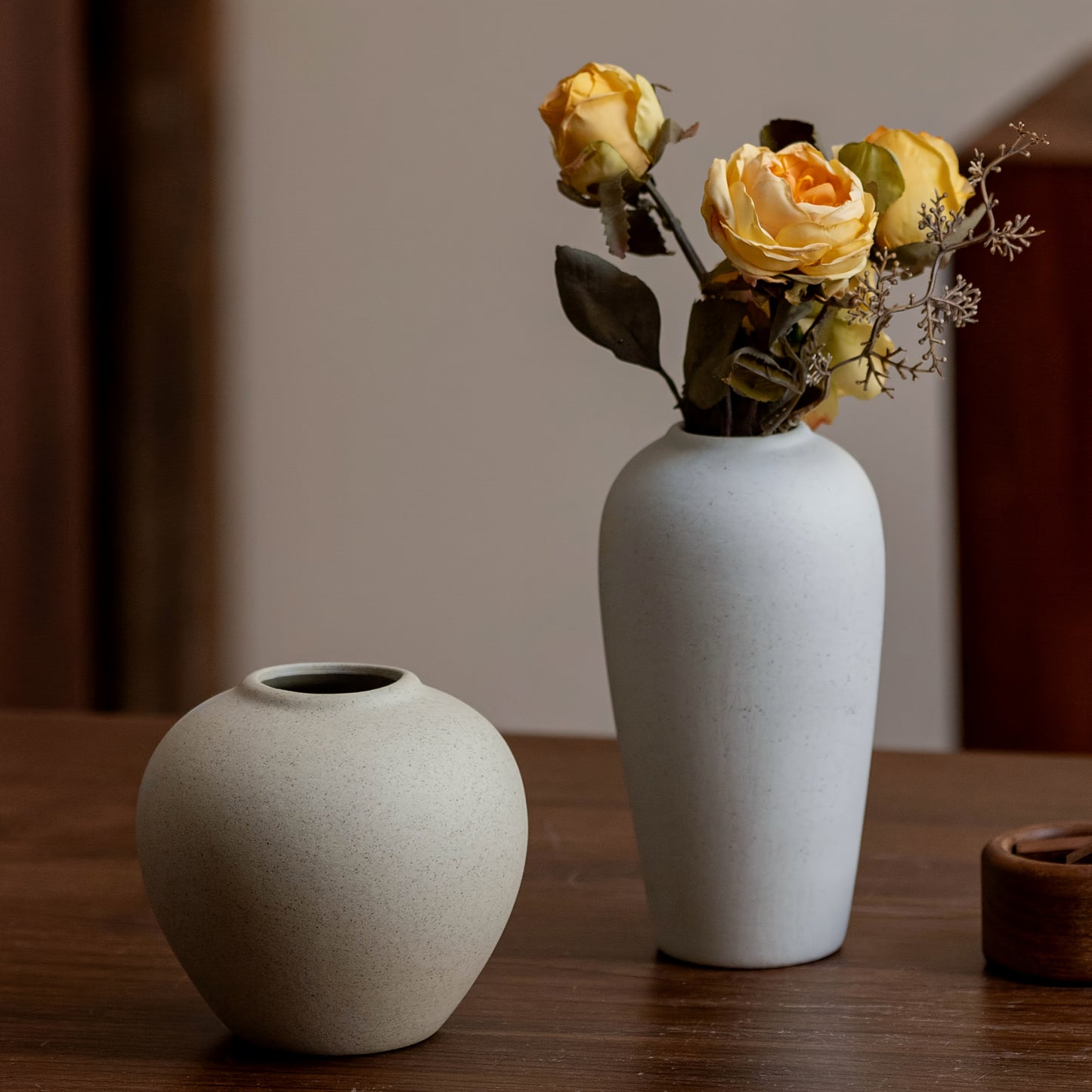 Natural Clay Ceramic Vase - Rustic Round Cylindrical Vase with Terracotta Tones, Coarse Ceramic Pot for Decor, Farmhouse Table Centerpiece, Zen Meditation Space Decoration - Ceramic Flower Vase for Dried Flowers Arrangement