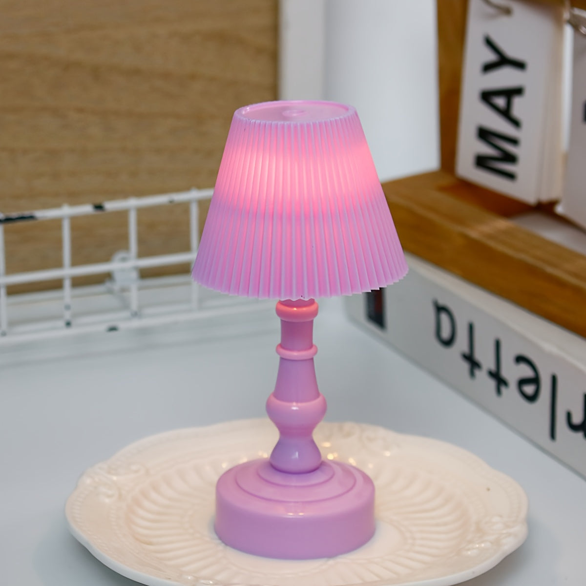 1pc Flower-Shaped Mini LED Table Lamps - Sleek Modern Design, Soft Warm Night Light, Durable Plastic Construction - Unique Home Decor for Bedroom, Desk, Cafe, Hotel, and Living Room, Ideal Gift for Friends and Family