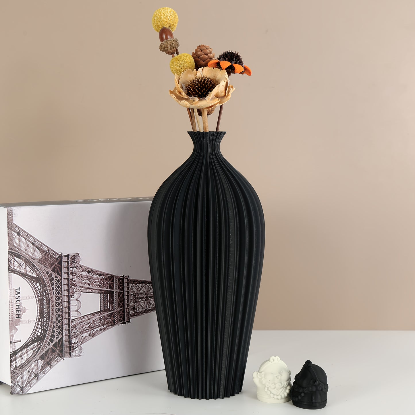 An Elegant Bohemian-Style Vase, Featuring a Creative Design, Perfect for Enhancing The Decor of a Home Office, Suitable for Both Dried And Fresh Flowers, Ideal for Tabletop Display