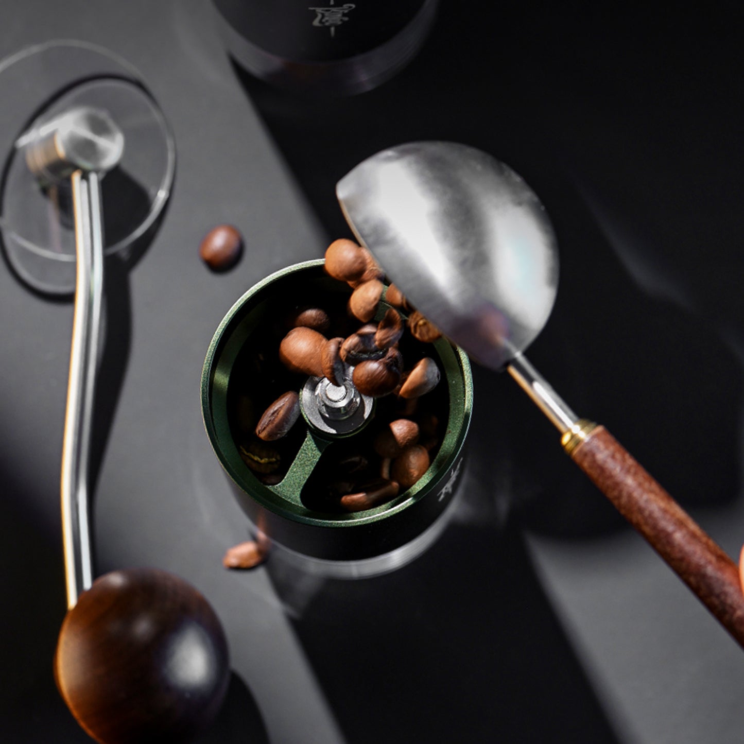 Bincoo Phantom Series Manual Coffee Grinder Featuring 6 Star Steel Burrs, a Portable Hand Crank Mill with Adjustable Grind Settings Suitable for Espresso, Pour Over, French Press, And Drip Coffee, Ideal for Home, Travel, Camp