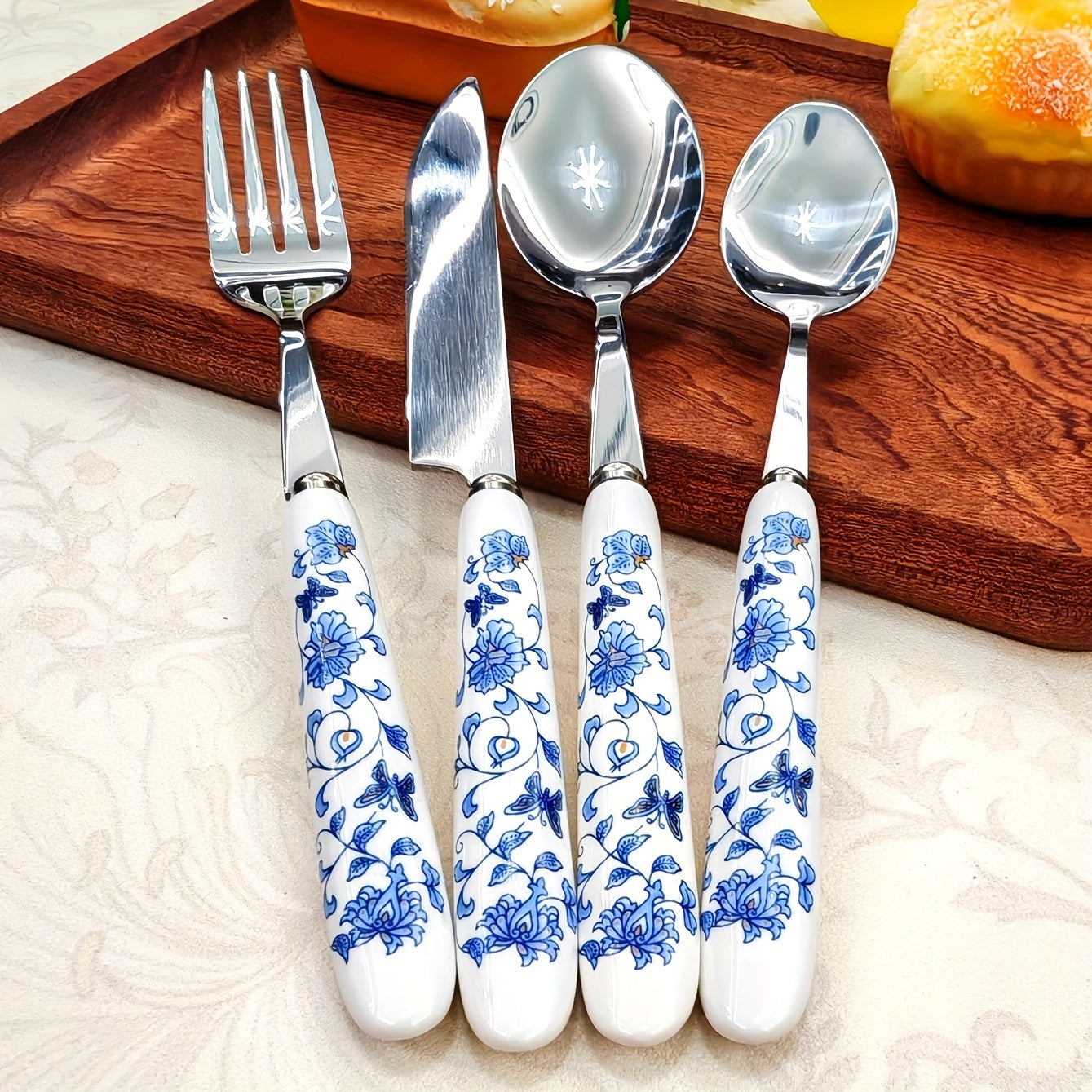 4/24pcs Blue and White Porcelain Ceramic Handle Silverware | Elegant Steak Forks, Table Knife, Spoons, Polished 410 Stainless Steel, Suitable for Restaurants, Kitchens, Daily Dining, Parties, Holiday Gatherings