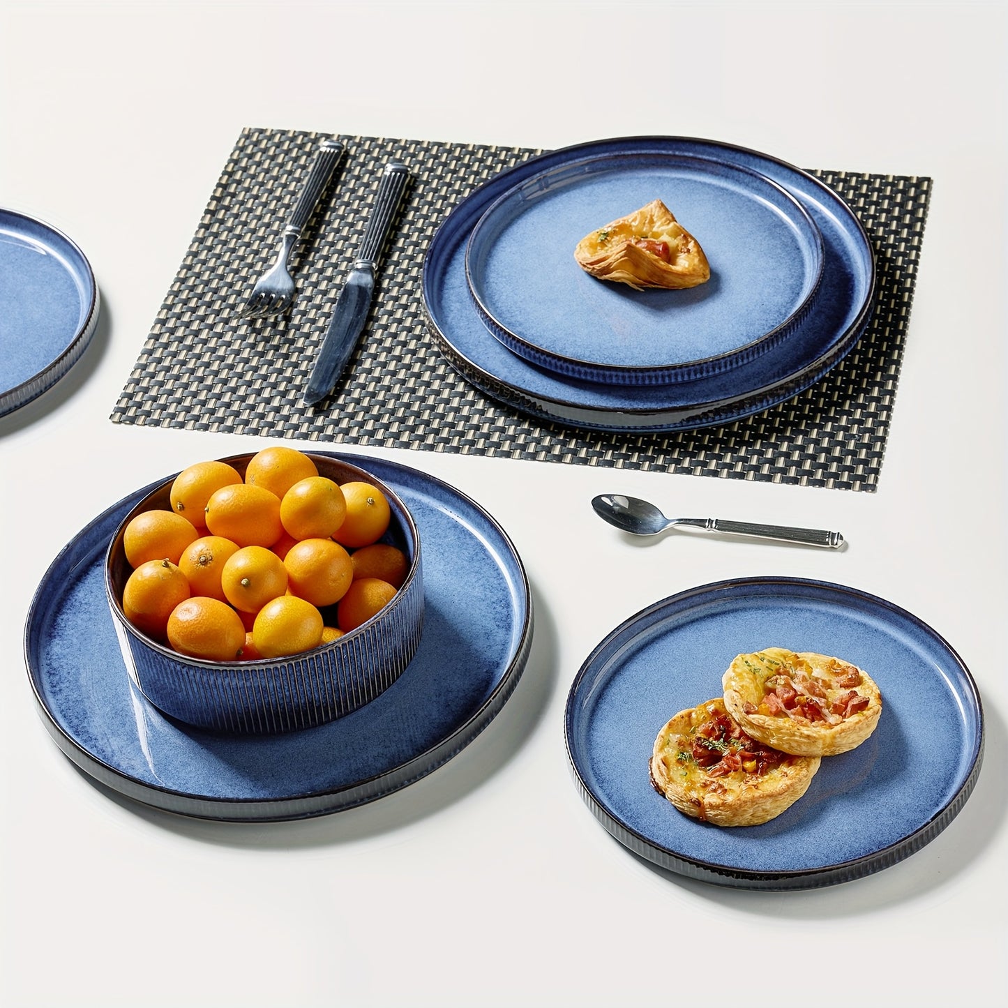 Blue Striped Reactive Glaze Dinnerware Set (16-Piece) – Ceramic Tableware for 4
