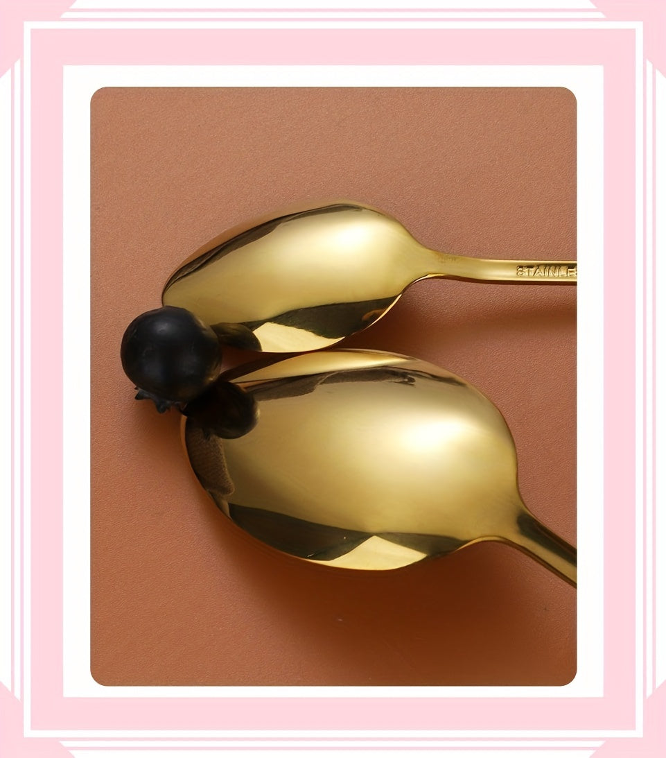 24pcs Stainless Steel Cutlery Set with Patterned Handles in a Gift Box