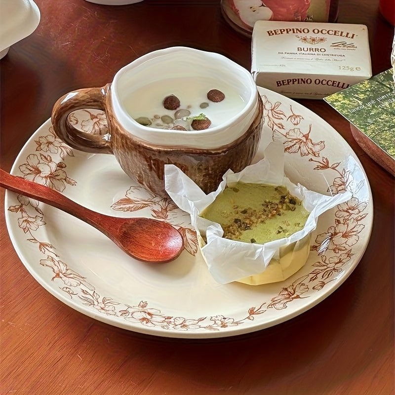 A Ceramic Coffee Mug Designed Like a Coconut Shell, Complete with a Spoon. This Novelty Tropical Mug Is Perfect for Afternoon Tea, Yogurt, And Fruit. It Is Safe for Both The Dishwasher And Microwave