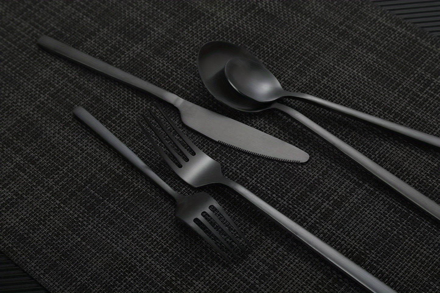 20pcs Black Luxury Rectangular Handle Cutlery Set, Durable Matte Stainless Steel Flatware Set, Dishwasher Safe, for 4, Perfect for Home, Restaurant, Hotel, Party, And Wedding Occasions, for Friends, Family, Teachers, Partners